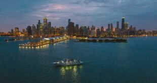 Chicago Sunset Dinner Cruise