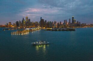 Chicago Sunset Dinner Cruise