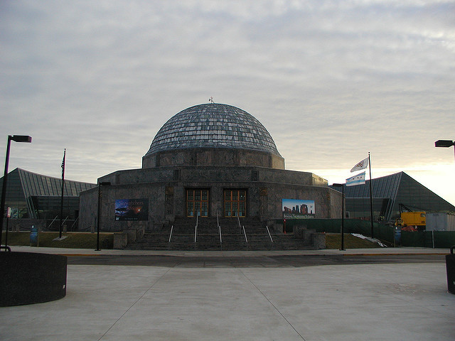visit adler planetarium