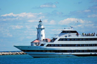 Spirit of Chicago Lunch Cruises