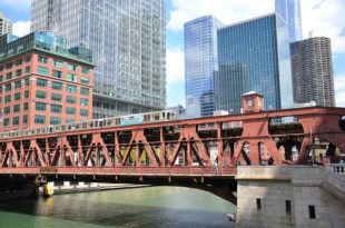 Getting Around Chicago by CTA Trains