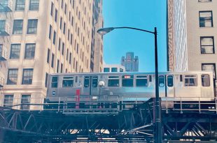 L Train in Chicago Loop